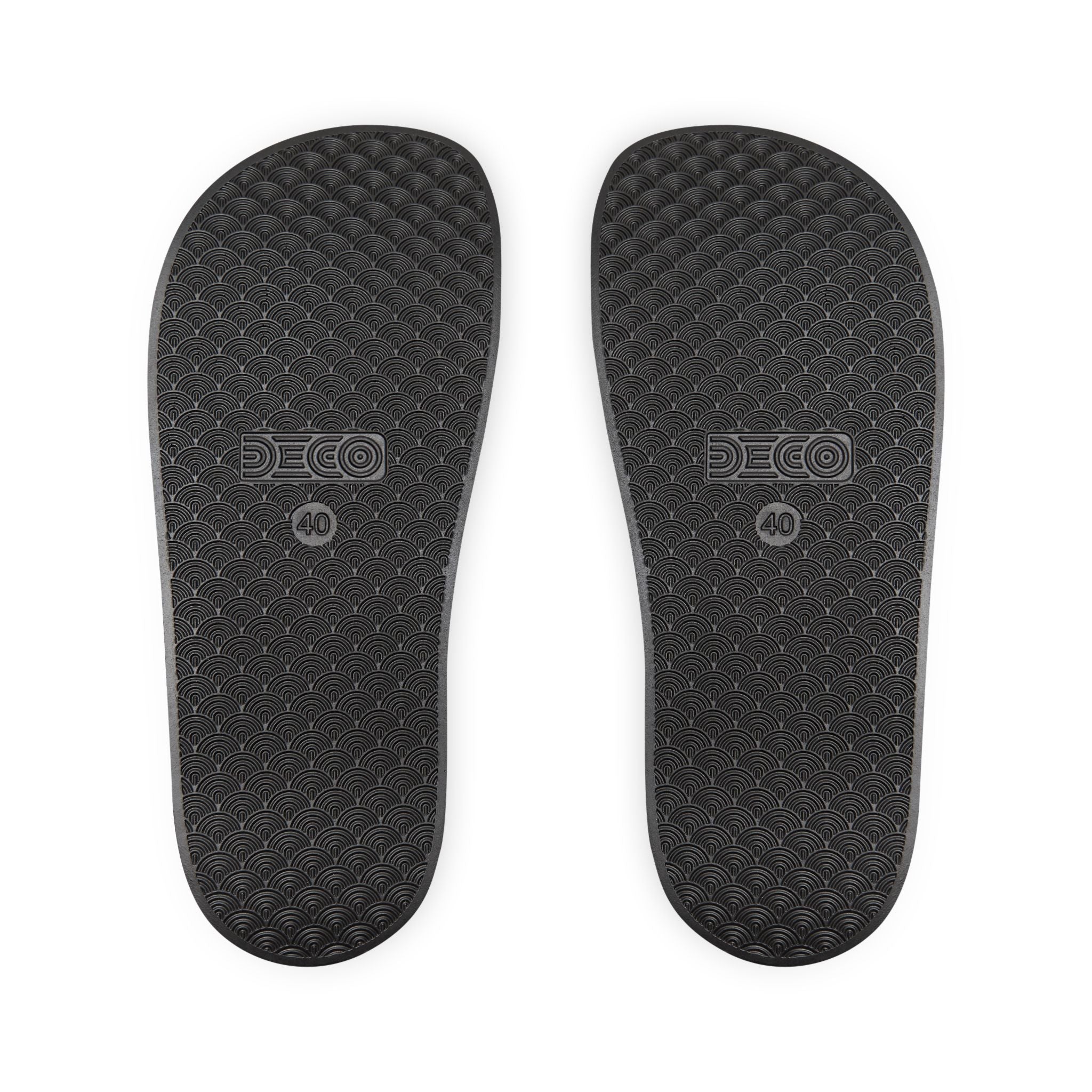 Tread Red Star Emblem Sandals | Slide Sandals